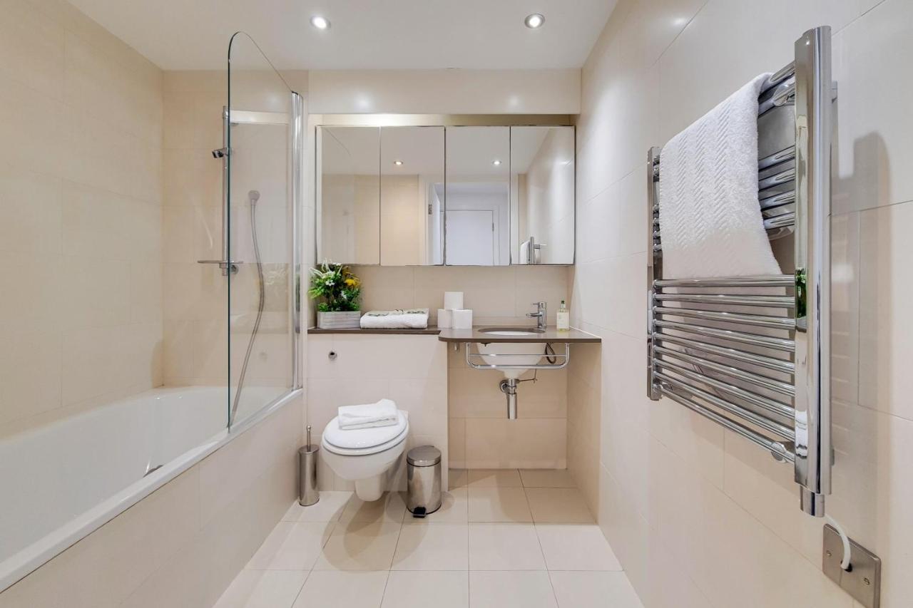 London Excel Stays - One Bed Apartment 외부 사진