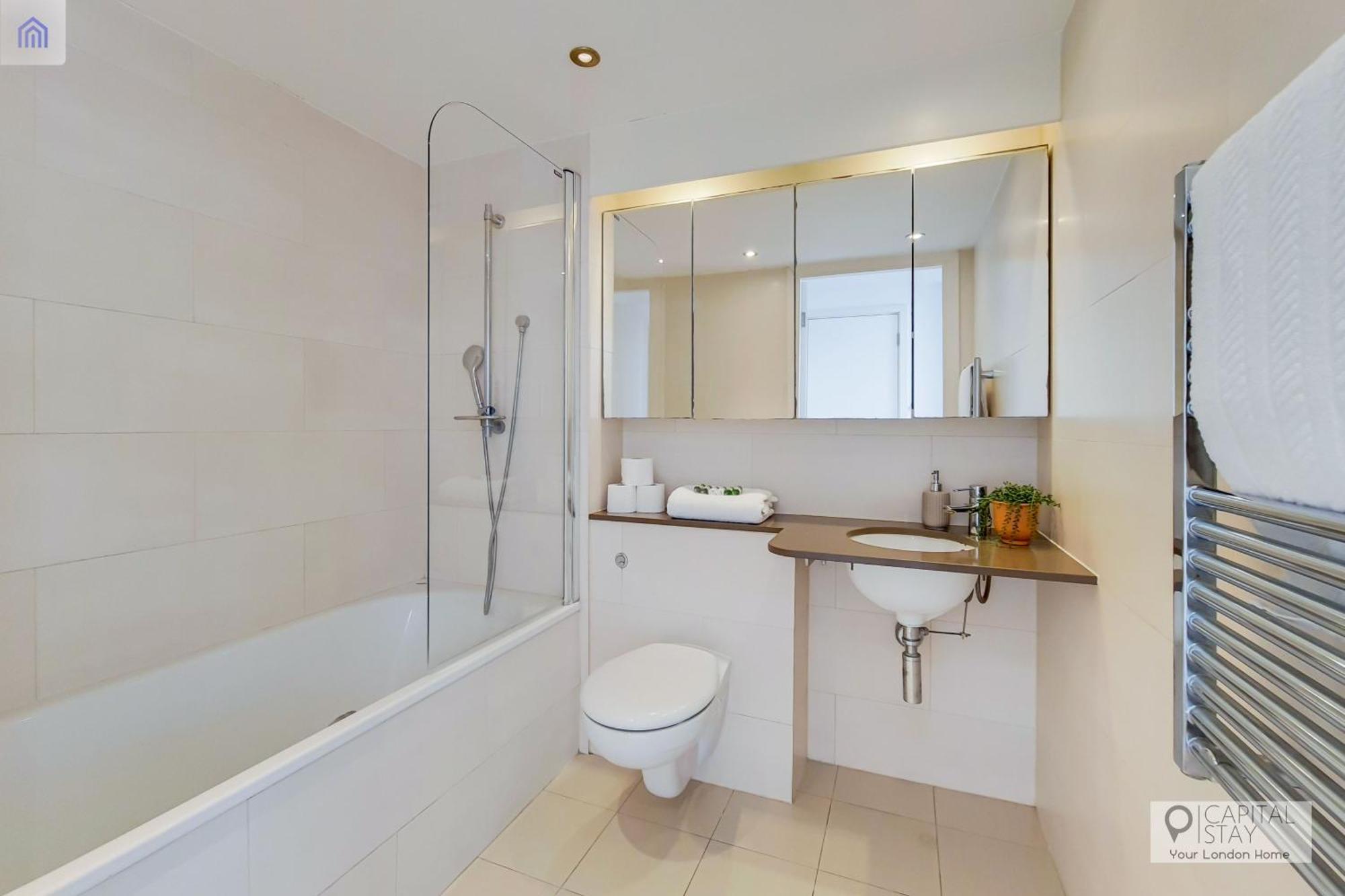 London Excel Stays - One Bed Apartment 외부 사진
